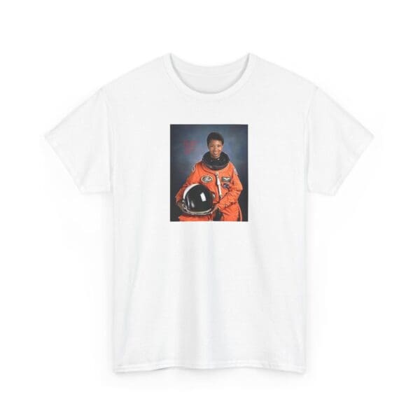 Women's Organic Short Sleeve T-Shirt "Mae Carol Jemison: First Black Woman in Space, Forever a Trailblazer" - Image 3