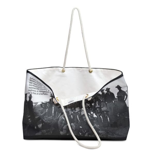 Weekender Bag "From Battlefields to Brotherhood Buffalo Soldiers e Story Lives On." - Image 3