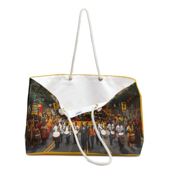 Weekender Bag "A Celebration of Strength. A Tribute to History." - Image 3